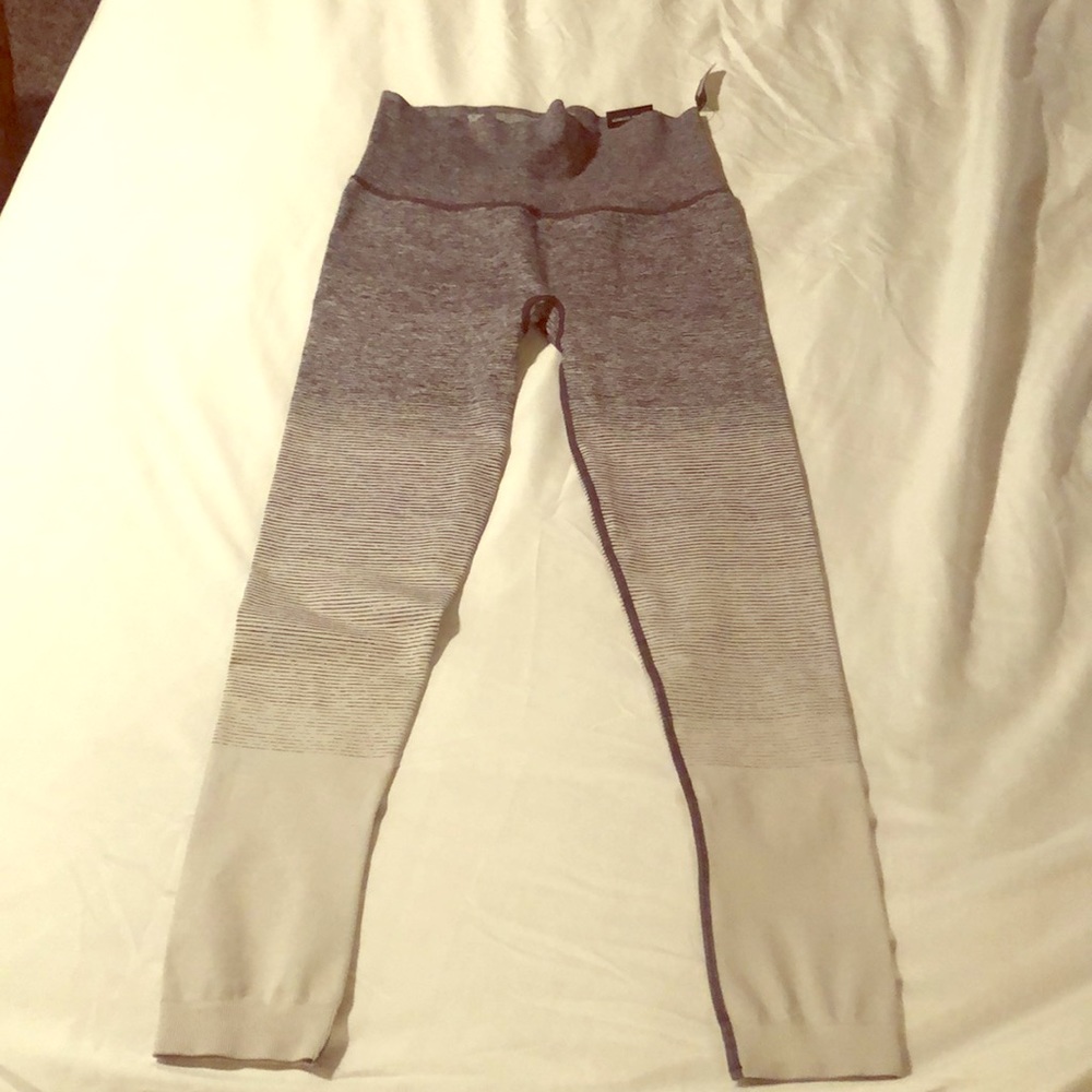 Victoria’s Secret Seamless Tight workout leggings
